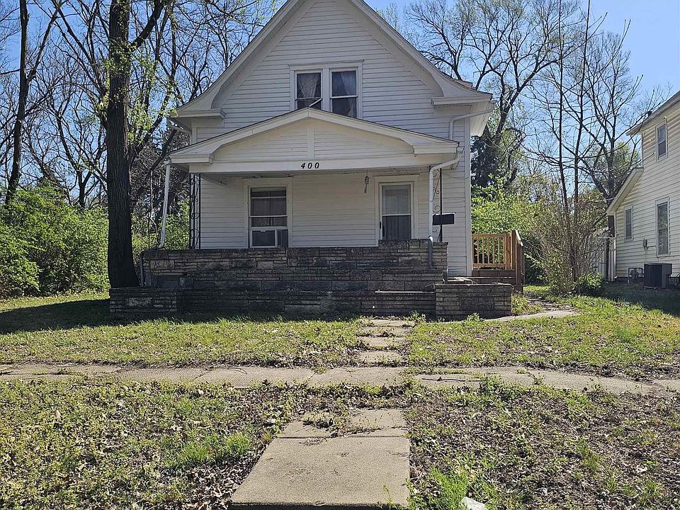 1st image of 400 SW Orchard St