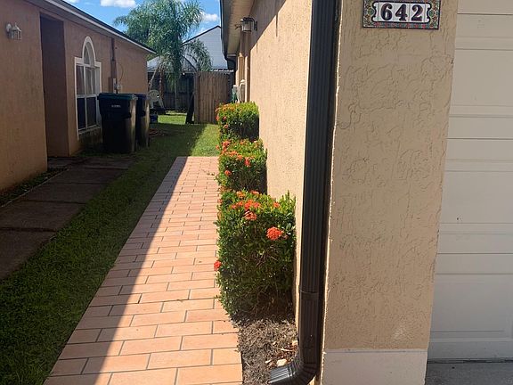 2nd image of 642 Caladesi Trl