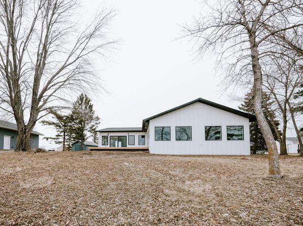 123 River View Rd, Ottertail, MN 56571
