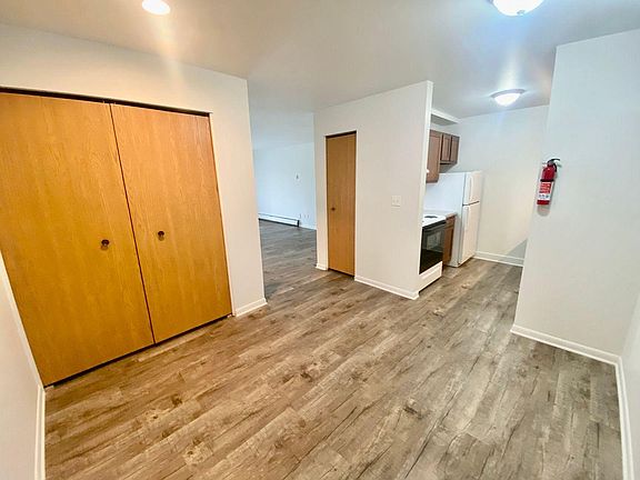 4th image of 311 Jarvis St APT 103