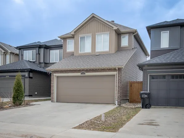 2066 Graydon Hill Cres SW, Edmonton, AB T6W 4C7