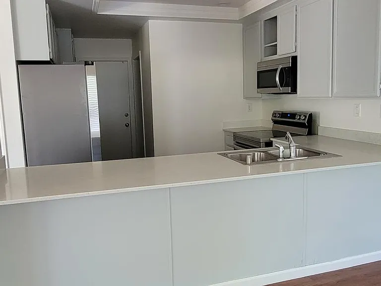 3634 Cheshire Ave — Photo 5