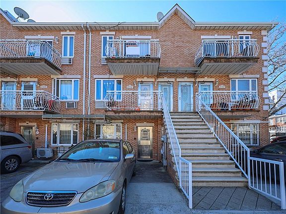3rd image of 2106 Benson Ave #2B