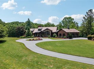 130 Woodhaven Ln, Ball Ground, GA 30107