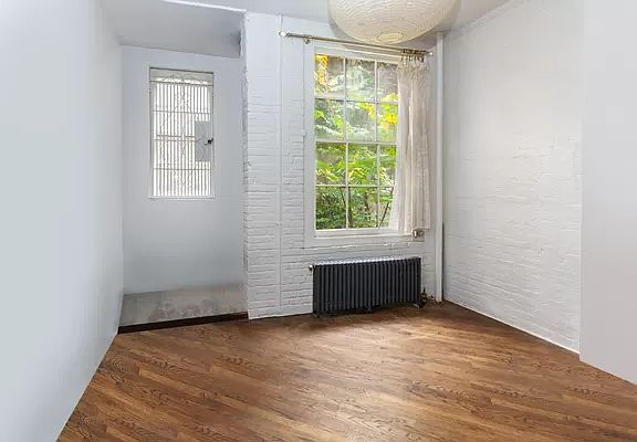 2nd image of 195 Prince St APT 2E