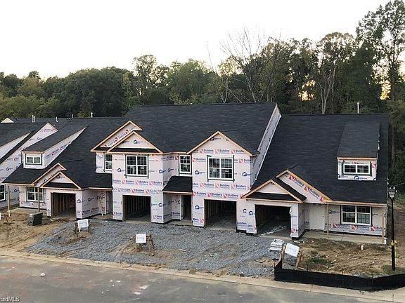 2nd image of 116 Red Plum Ln #26-MOM