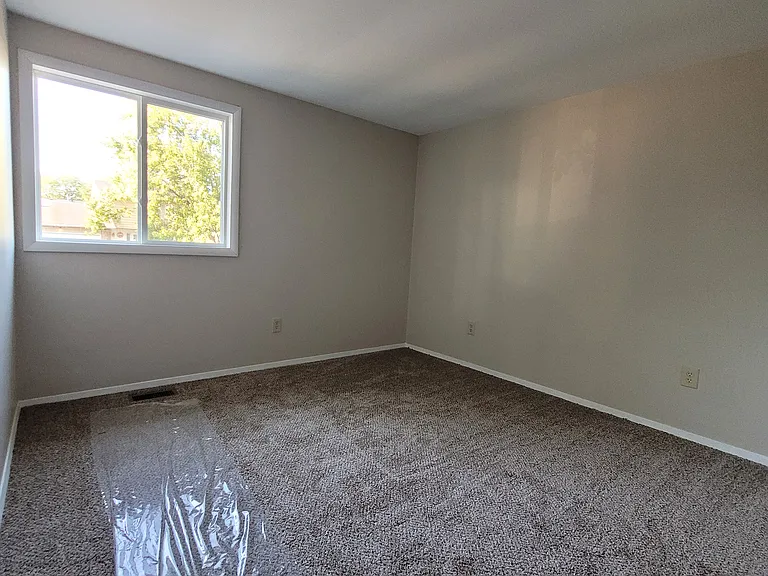 3192 Kingswood Dr — Photo 15