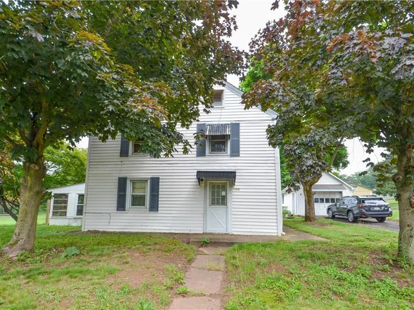 215 S Main St, Perkasie, PA 18944