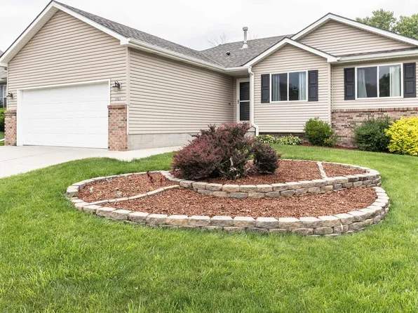 1921 NW 46th St, Lincoln, NE 68528