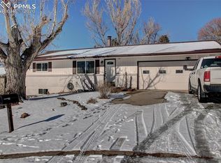5460 Del Paz Dr, Colorado Springs, CO 80918