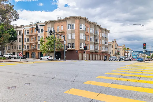 2975 Van Ness Ave Photo 1