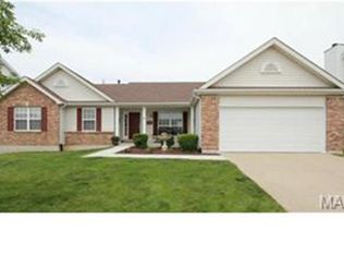 3 Spangle Way Dr, O'Fallon, MO 63366