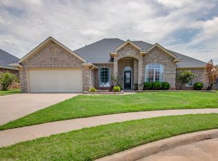 7 Saint Andrews Ct, Wichita Falls, TX 76309