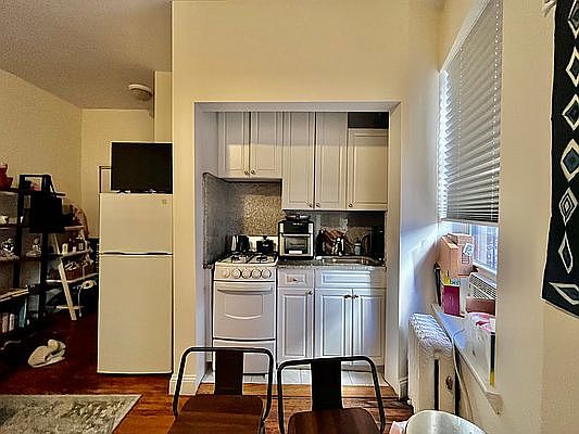 3rd image of 417 W 120th St APT 5X