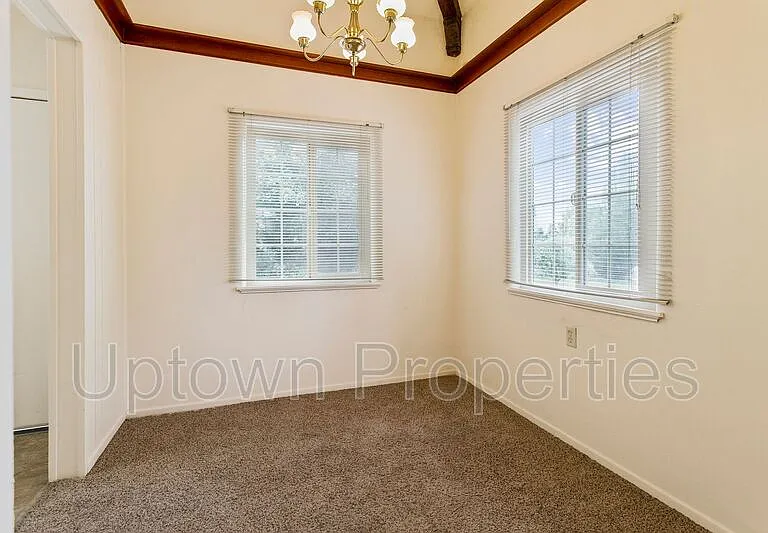 1322 NE 68th Ave — Photo 10
