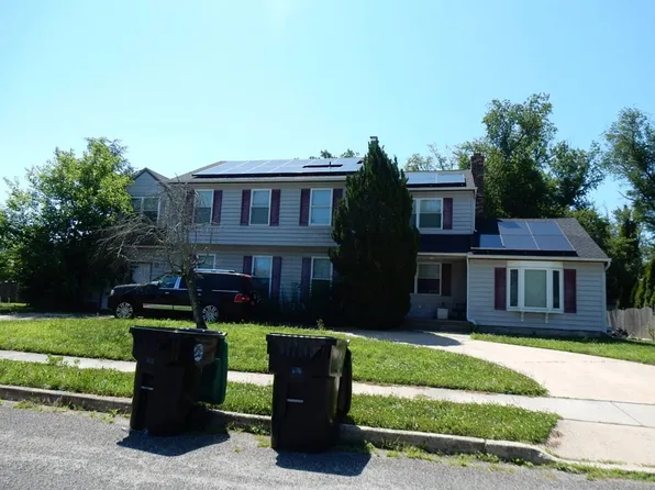 14 Pheasant Ct, Sicklerville, NJ 08081