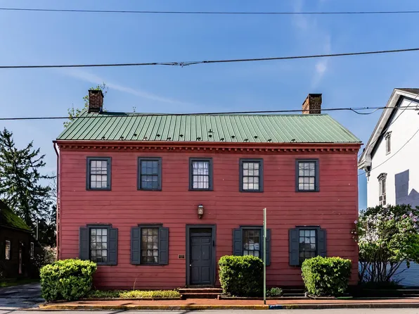 414 W King St, East Berlin, PA 17316