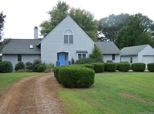 256 Dandelion Dr, White Stone, VA 22578