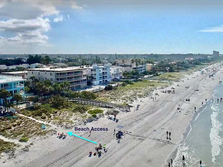 Gulf Blvd — Photo 61