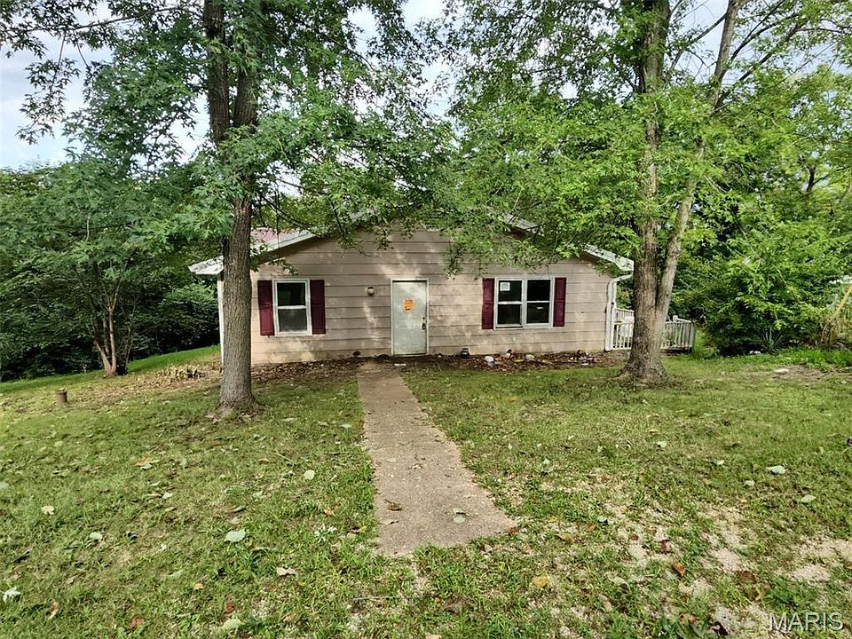 1st image of 907 Rock Rd