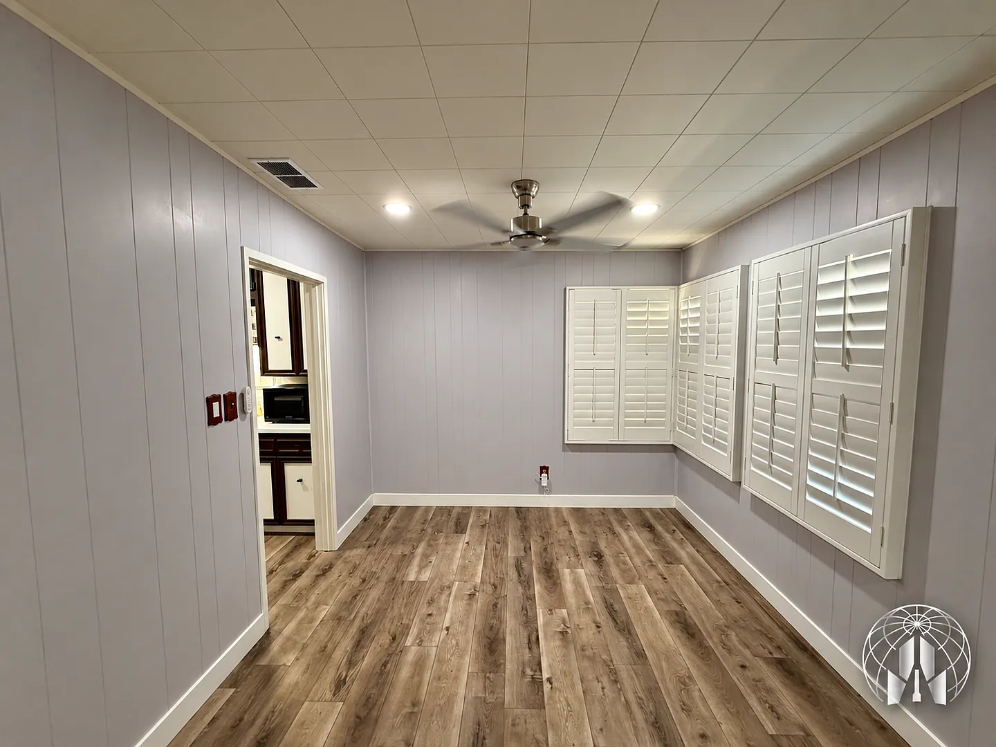 Spacious 5 Bed/2 Bath NE Bakersfield Home w/ Solar, RBP & Deposit Alternative Option — Photo 2