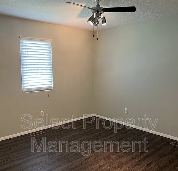 2504 Alma Ave — Photo 30