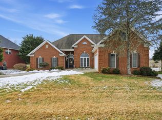524 Ashland Oaks Dr, Morristown, TN 37813