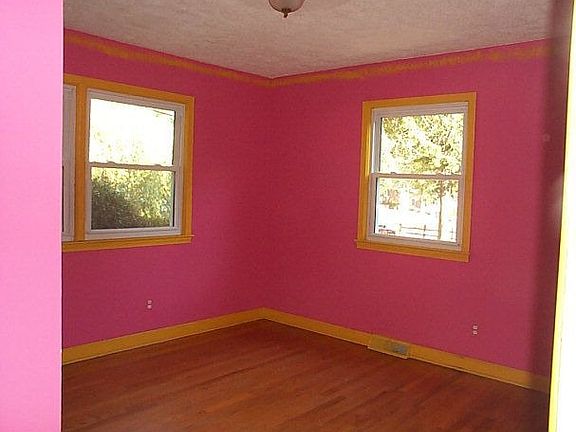 5th image of 120 Kirkwood Dr