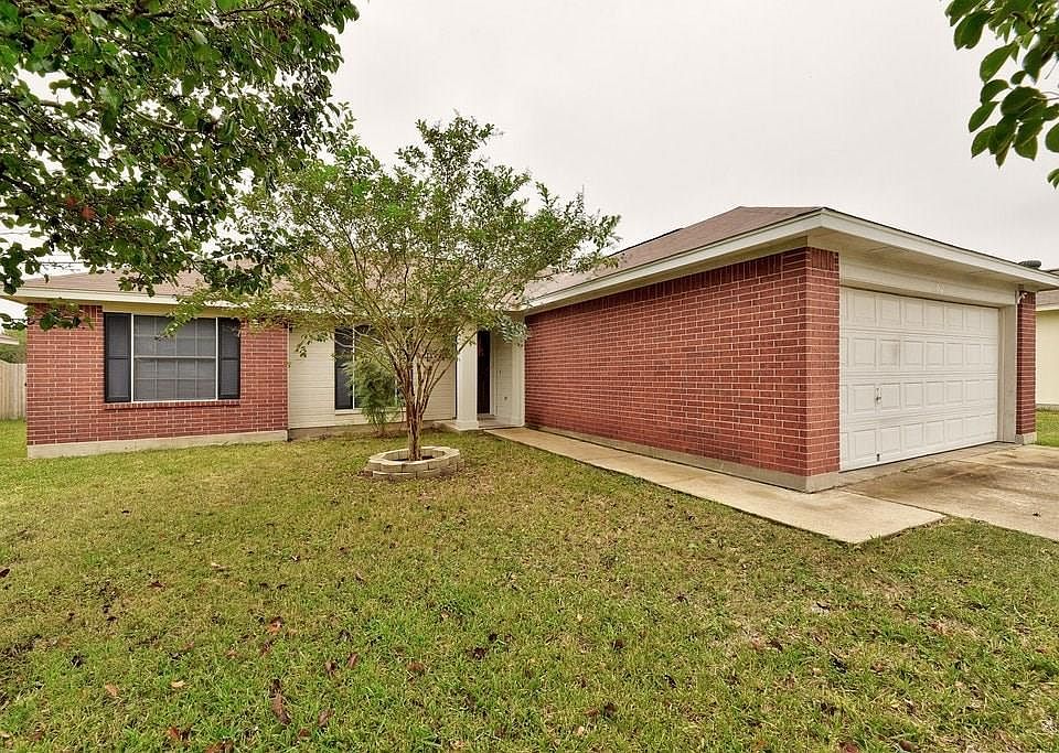 1st image of 307 Willowbrook Dr