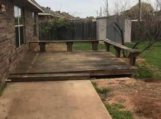 1231 Newman Ave, Iowa Park, TX 76367