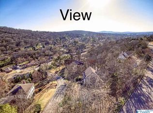 2017 Alexander Dr SE, Huntsville, AL 35801