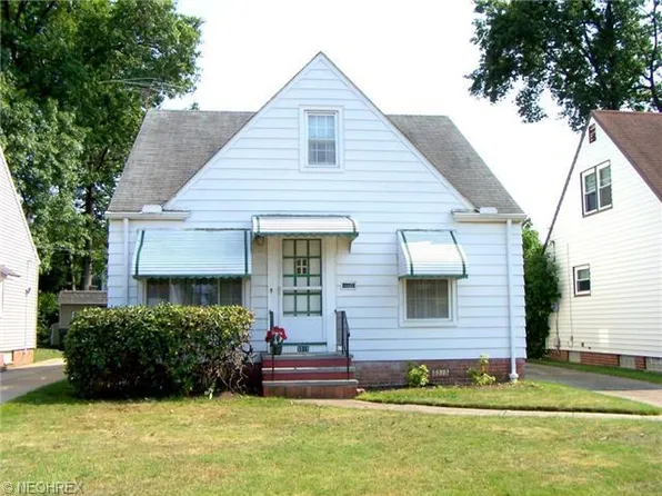 5515 Morningside Dr, Parma, OH 44129