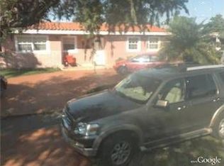 2210 SW 89th Ct, Miami, FL 33165