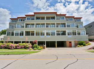 200 S Harbor Dr APT 1, Grand Haven, MI 49417