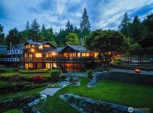 486 W Lake Samish Dr, Bellingham, WA 98229