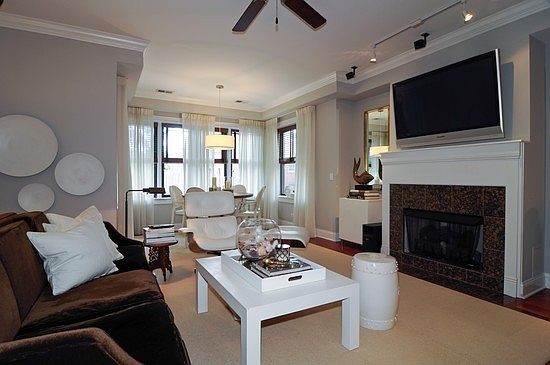 4th image of 1717 W Bryn Mawr Ave APT 2W