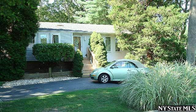 1st image of 29 Pinetop Dr