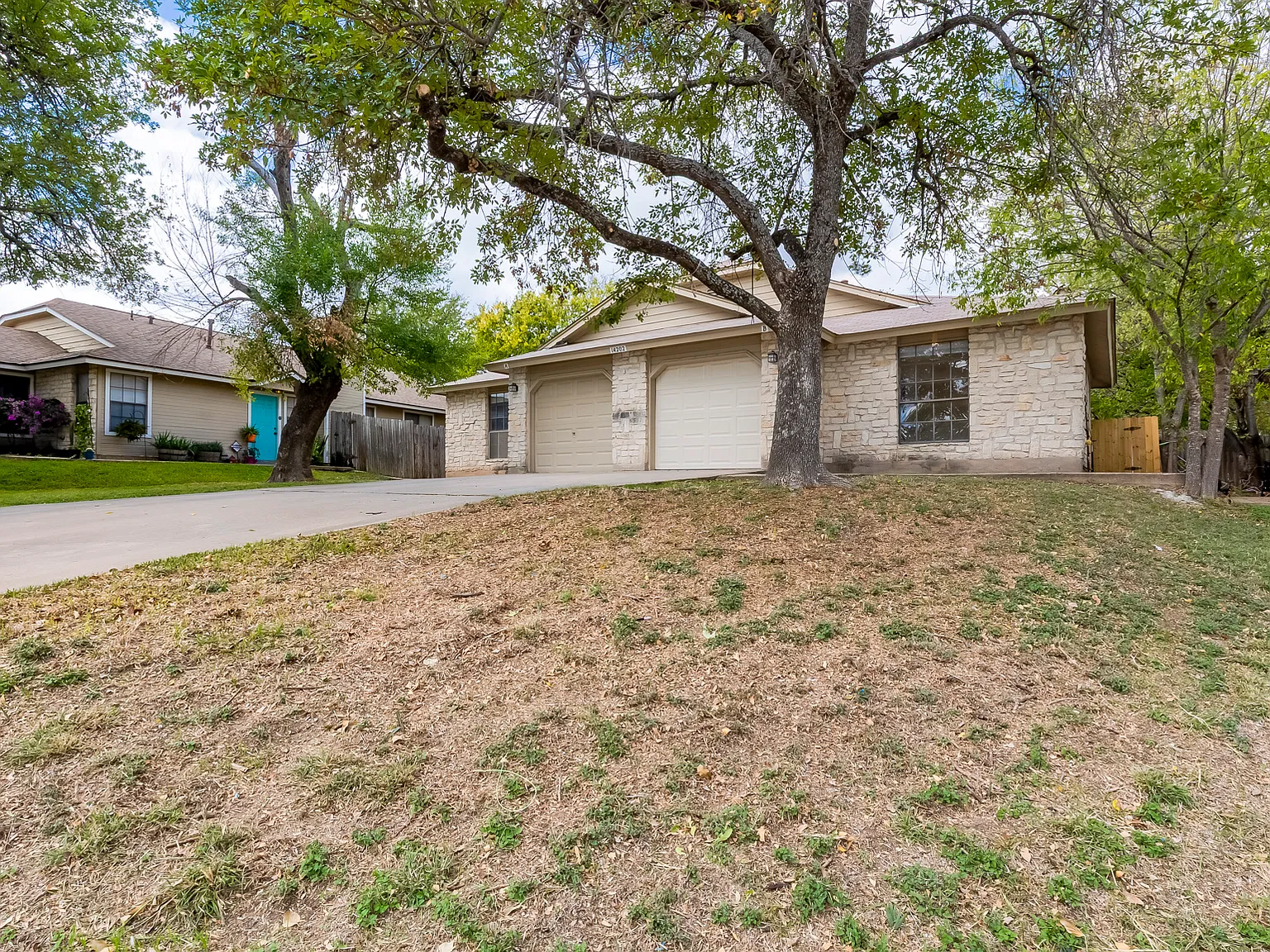 3 bed, 1044 sqft, $1,575 — Photo 3