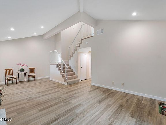 4th image of 1061 Windmill Ln
