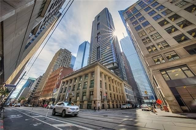 2nd image of 70 Temperance St #810