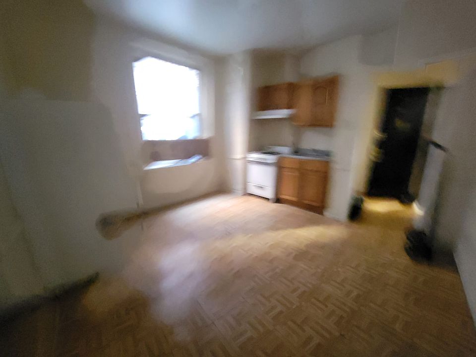 2nd image of 681 Ocean Ave APT A3