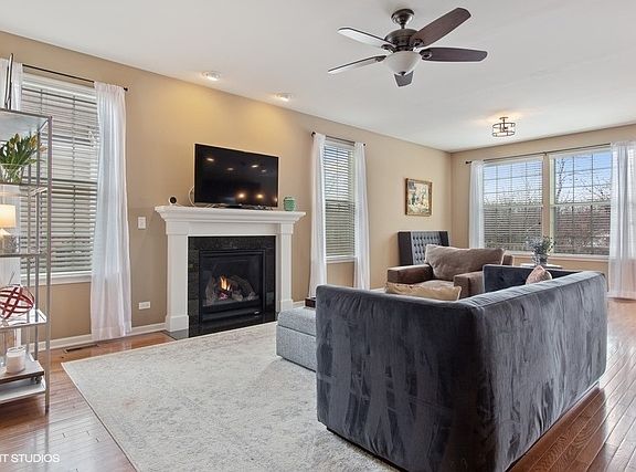 4th image of 3146 Valcour Dr