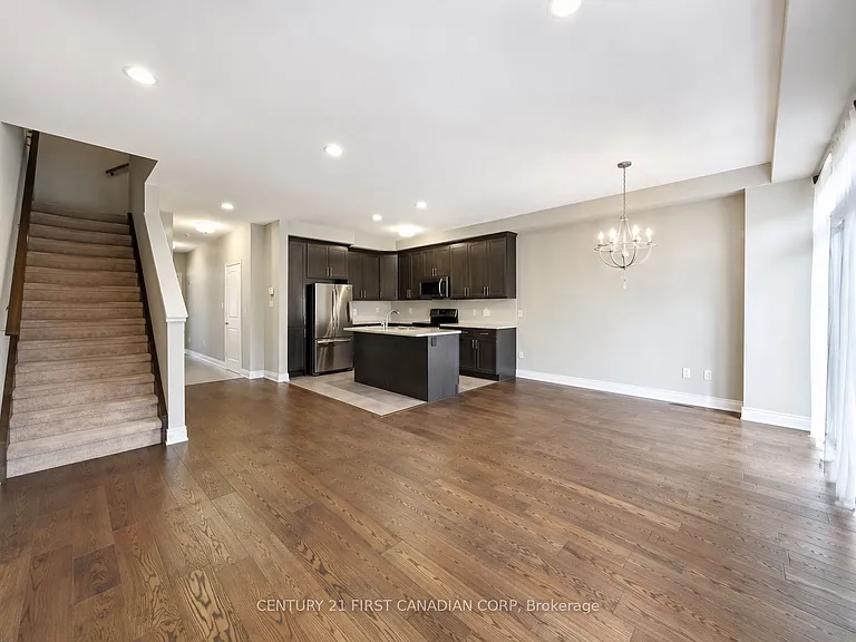 2070 Meadowgate Blvd #72 — Photo 2