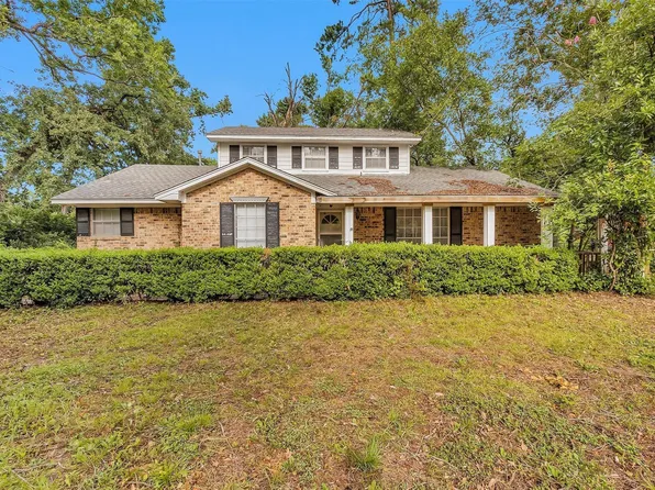 29526 W Hawthorne Dr, Spring, TX 77386