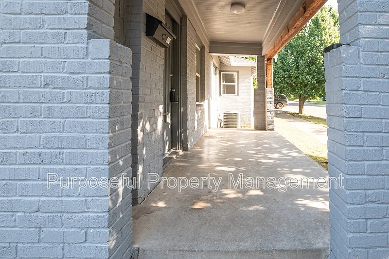 1 bed, 1.0 bath, 960 sqft, $1,000 — Photo 4