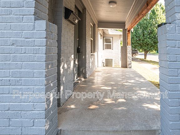 4th image of 1422 NE 22nd St