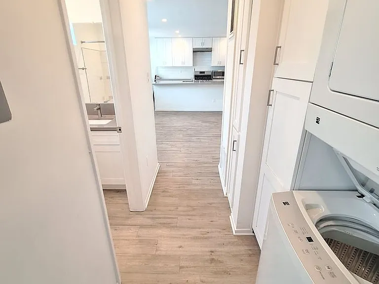12625 Pacific Ave #9 — Photo 12