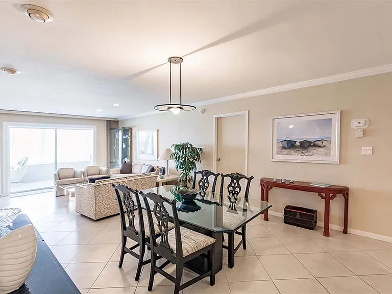 1055 W Peppertree Dr #802AA — Photo 6