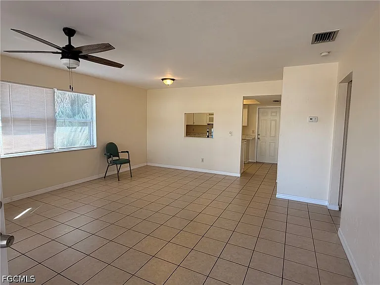 1212 SE 2nd Pl — Photo 9