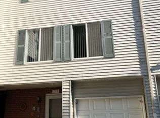 240 Ilyssa Way, Staten Island, NY 10312